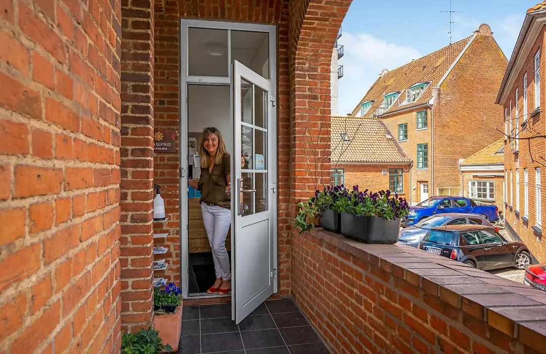 Villa Gertrud - Bed & Breakfast-1